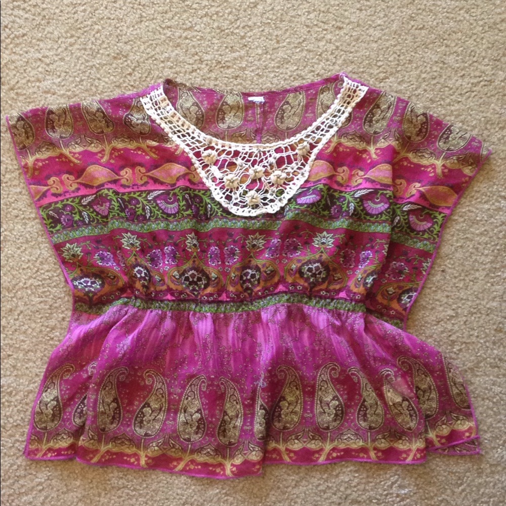 Girls blouse with crocheted neckline